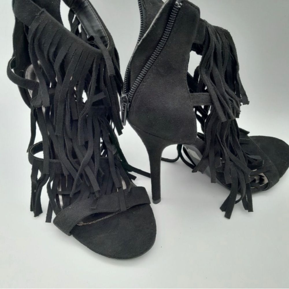 Wild Diva fringe heels Brand New!